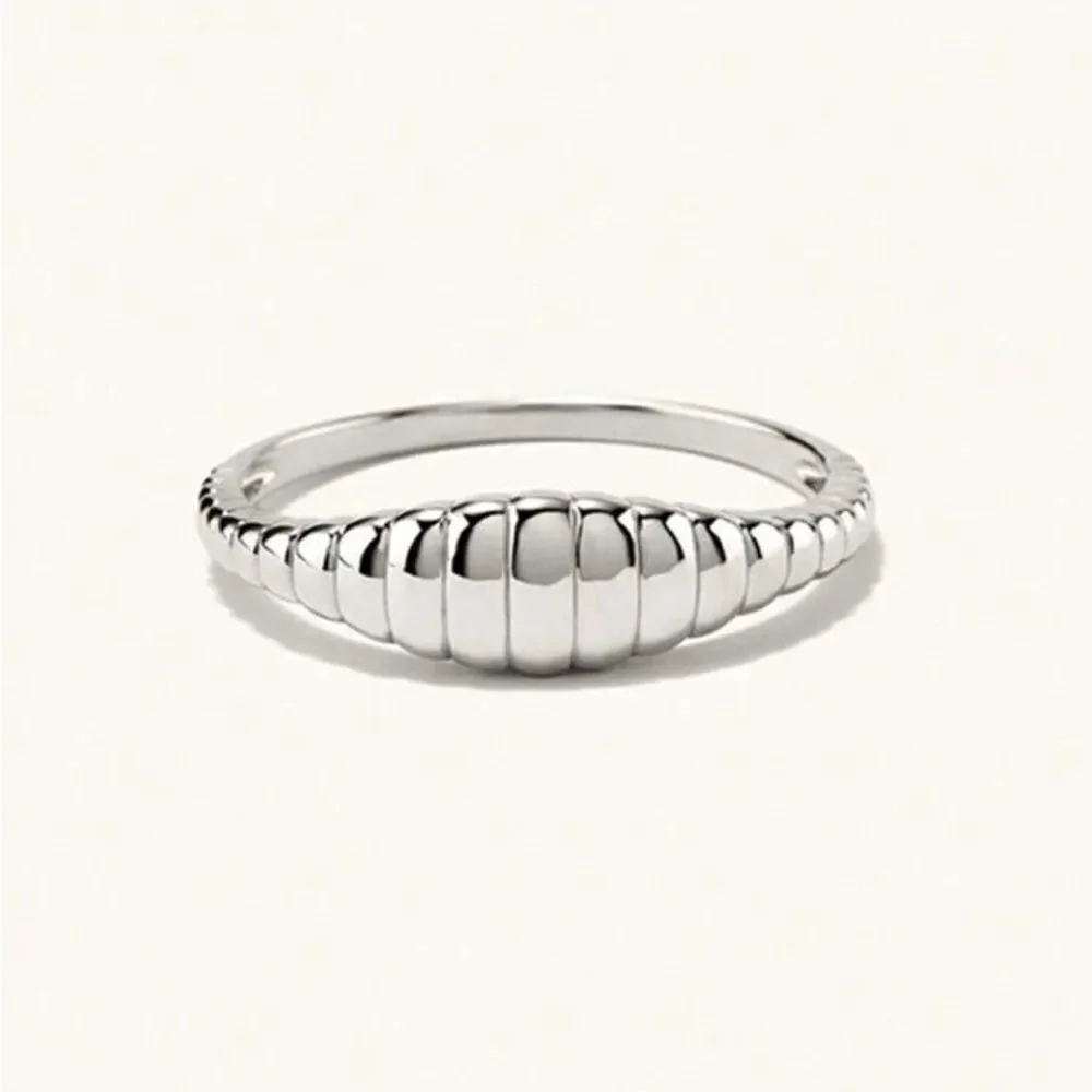 Pinky Textured Ring N1293